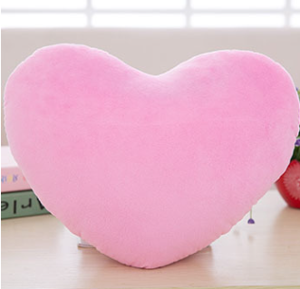 Cojín Almohada de Corazón de Peluche